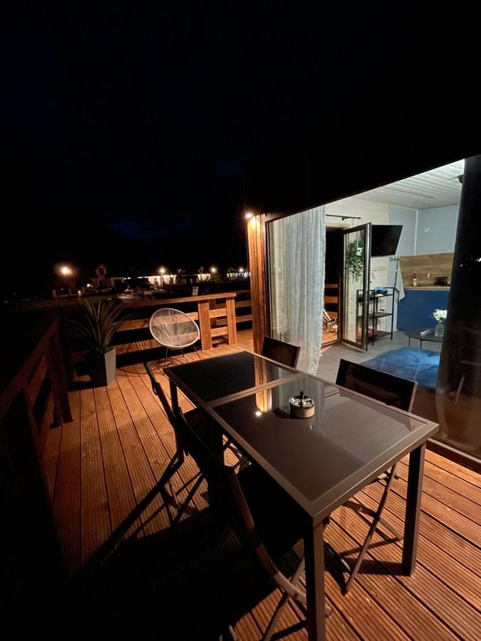 Xoxo Lake House Gizycko Bagian luar foto