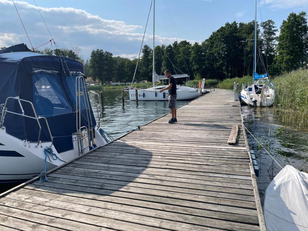 Xoxo Lake House Gizycko Bagian luar foto