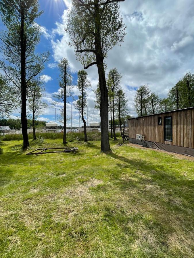 Xoxo Lake House Gizycko Bagian luar foto