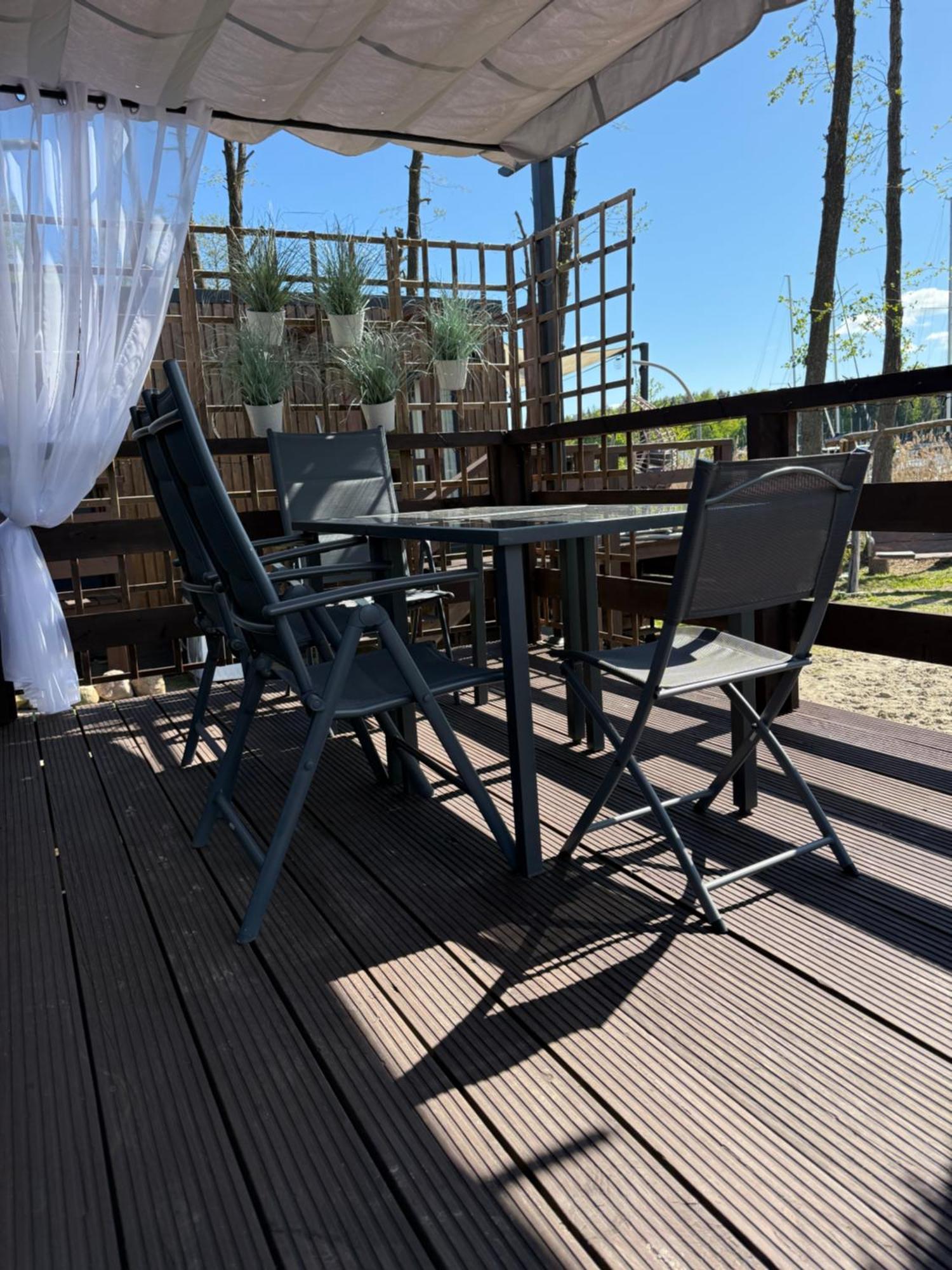 Xoxo Lake House Gizycko Bagian luar foto